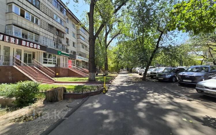 Свободное назначение, офисы, магазины и бутики, салоны красоты, медцентры и аптеки, образование, развлечения, студии · 222.7 м² за 1.1 млн ₸ в Алматы, Алмалинский р-н — фото 3