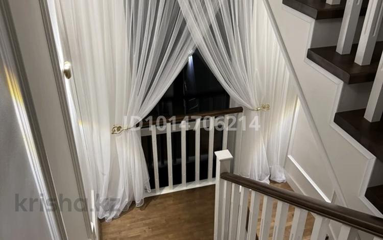 Жеке үй · 7 бөлме · 300 м² · 15 жүзд., Қызылсуат 81, бағасы: 900 000 ₸ в Астане — фото 20