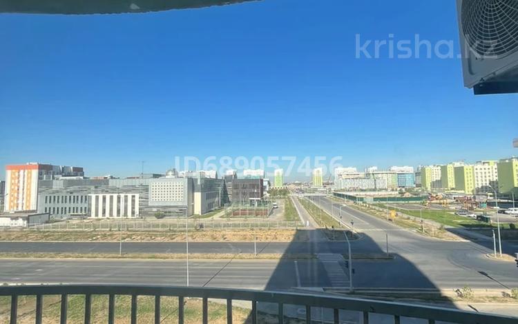 3-бөлмелі пәтер · 90 м² · 4/12 қабат, 9 улица 26 — Арена Халық банк Музыкальная школа, бағасы: 26 млн 〒 в Туркестане — фото 6