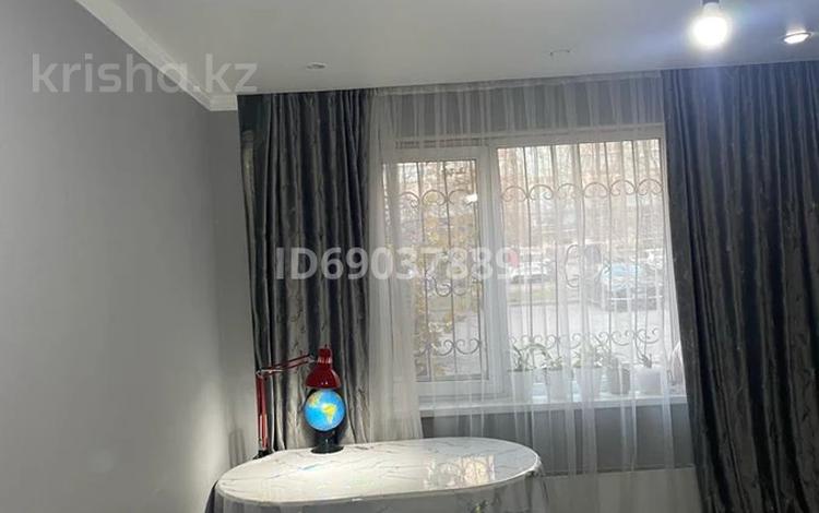 2-комнатная квартира, 60 м², 1/9 этаж, Пр Райымбека 245а