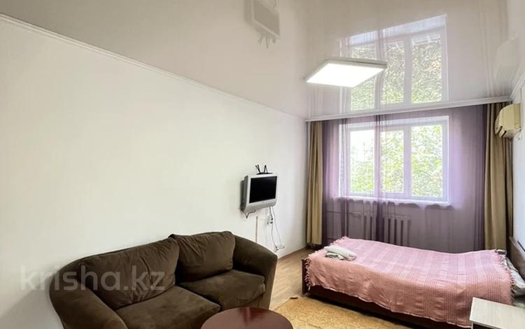 2-бөлмелі пәтер · 50 м² · 4/4 қабат, Байтурсынова 17, бағасы: 14 000 ₸ в Алматы, Алмалинский р-н — фото 11