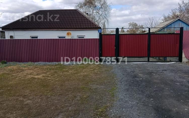 Отдельный дом · 3 комнаты · 60 м² · 1300 сот., Мира 7 за 7 млн 〒 в Шарбакты — фото 2
