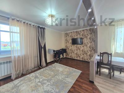 2-комнатная квартира · 66 м² · 2/5 этаж, ул. 9-й мкр. за 14.5 млн 〒 в Темиртау