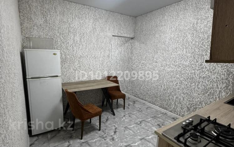 2-комнатная квартира · 37 м² · 1 этаж, ул. Бекболата 88 за 180 000 ₸ в Алматы, Алатауский р-н — фото 2