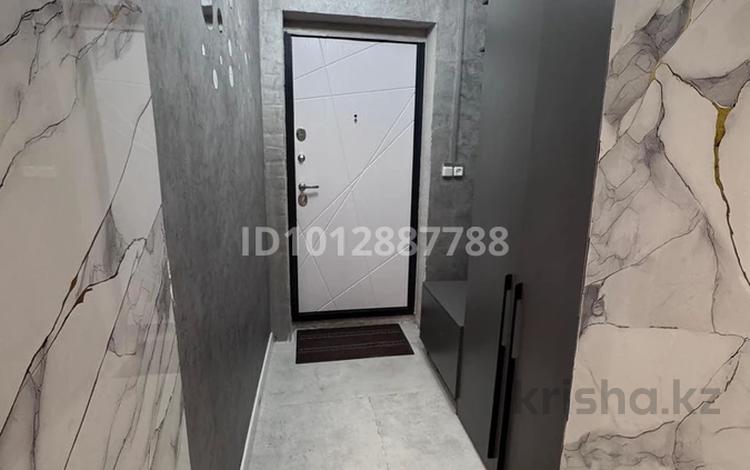 3-комнатная квартира · 60.2 м² · 5/5 этаж, Дуйсенова 102 за 23 млн ₸ в  — фото 2