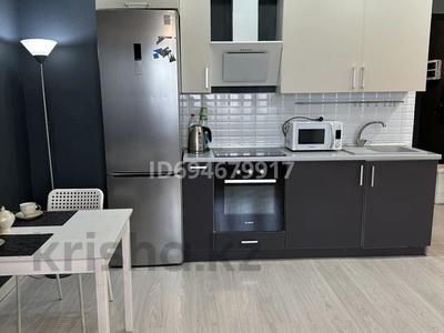 1-комнатная квартира · 38 м² · 5 этаж, Мкр Аксай, Б. Момышулы 25 за 220 000 ₸ в Алматы, Ауэзовский р-н