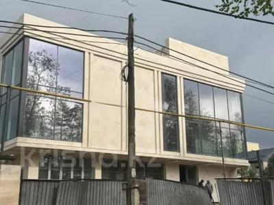 Еркін, кеңселер, дүкендер мен бутиктер, сұлулық салондары, монша, қонақ үй және демалыс орындары, фитнес және спорт, медорталықтар мен дәріханалар, білім орталықтары, ойын-сауық, кабинеттер және жұмыс орындары, студиялар · 1350 м², бағасы: 10 млн ₸ в Алматы, Медеуский р-н