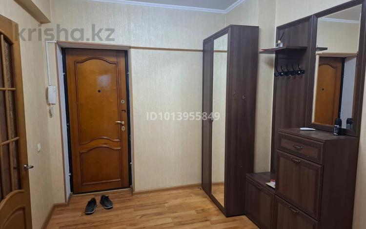 3-комнатная квартира · 68 м² · 3/5 этаж, мкр №7 16 за 330 000 ₸ в Алматы, Ауэзовский р-н — фото 2