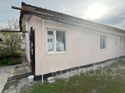 Үйдің бір бөлігі · 4 бөлме · 74.3 м² · 5 жүзд., Шестакова 22 — Напротив ЦОН, бағасы: 14 млн ₸ в Карабулаке