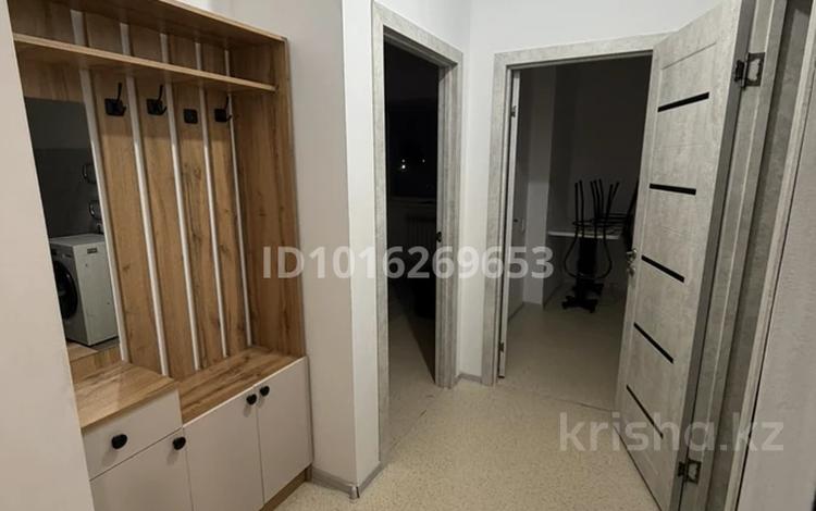1-бөлмелі пәтер · 38 м² · 8/9 қабат, 19-шағынаудан, Чапаева 176, бағасы: 120 000 ₸ в Караганде, Алихана Бокейханова р-н — фото 2