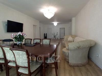 3-бөлмелі пәтер · 142 м² · 8/25 қабат, мкр 11, бағасы: 39 млн 〒 в Актобе