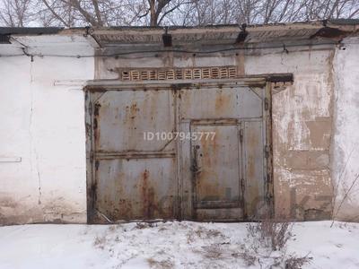 Гараж · 27.4 м² · мкр Новый Город, Жамбыла 109а — Во дворе дома за 3.5 млн 〒 в Караганде, Казыбек би р-н