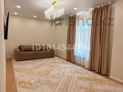 2-комнатная квартира · 68.6 м² · 10/10 этаж, мкр Центральный, Азаттык 64а за 35 млн ₸ в Атырау