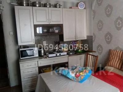 1-бөлмелі пәтер · 16 м² · 4/9 қабат, Дулатова 206 — Герцена, бағасы: 60 000 〒 в Семее