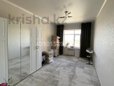 2-комнатная квартира · 87 м² · 8/10 этаж, Абулхаирхана 147 за 33 млн ₸ в Уральске