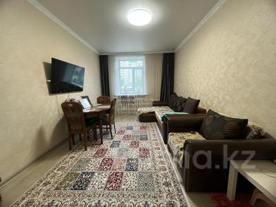 3-комнатная квартира · 100 м² · 1/3 этаж, Уранхаева за 30 млн 〒 в Семее