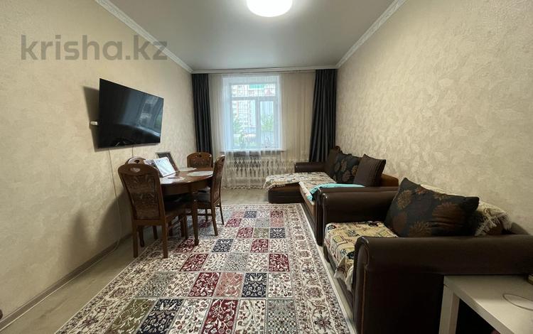 3-бөлмелі пәтер · 100 м² · 1/3 қабат, Уранхаева, бағасы: 30 млн ₸ в Семее — фото 2