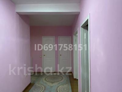 2-комнатная квартира, 65.2 м², 3/5 этаж, Мкр Водник-2 8 за 25 млн 〒 в Боралдае (Бурундай)