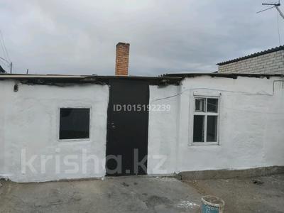 Жеке үй · 2 бөлме · 25 м² · 3 жүзд., Победы 71 — Почтовая, бағасы: 30 000 ₸ в Семее