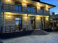 Отдельный дом • 5 комнат • 320 м² • 6 сот., Буденного 52а — Акан-серы за 205 млн 〒 в Алматы, Турксибский р-н