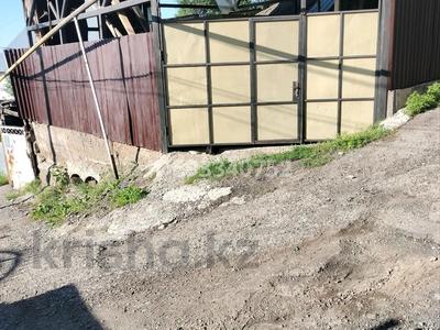 Отдельный дом · 4 комнаты · 54 м² · 5.2 сот., мкр Думан-1, Истомина 116 — Иштван Коныра, Верненская за 34 млн ₸ в Алматы, Медеуский р-н