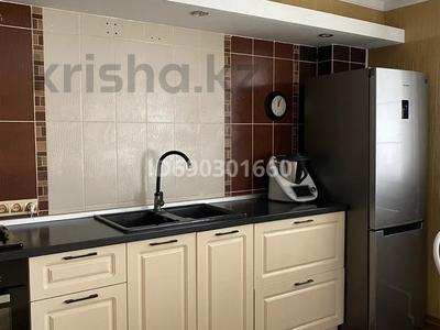 2-бөлмелі пәтер · 55 м² · 2/10 қабат, 12 ш/а. — Маметова, бағасы: 200 000 ₸ в Актобе, мкр 12