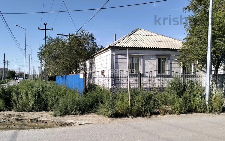 Отдельный дом · 5 комнат · 220 м² · 8 сот., мкр Атырау, Наубетова — Старый базар за 50 млн 〒 — фото 2