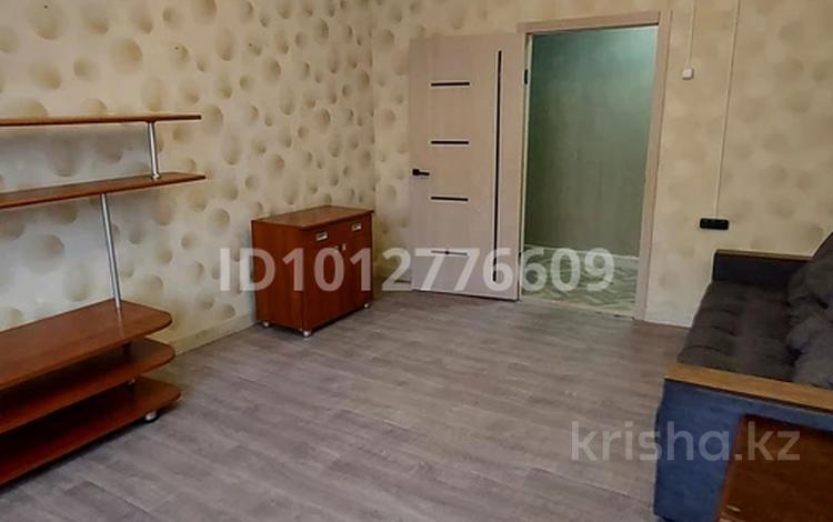 2-бөлмелі пәтер · 48 м² · 2/2 қабат, Ул.Победы 5/1 — Гостиница Чайка, бағасы: 6.5 млн ₸ в Темиртау — фото 2