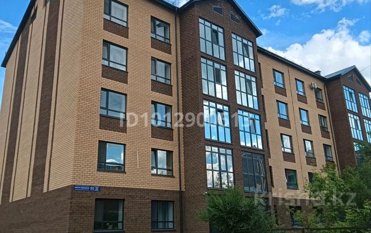 2-бөлмелі пәтер · 50 м² · 2/5 қабат, Садвакасова — Мырзахметова, бағасы: 25 млн ₸ в Кокшетау — фото 5
