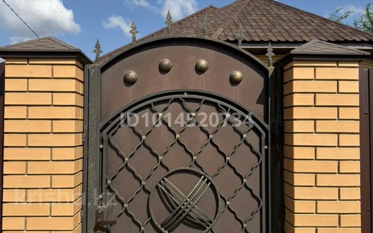 Жеке үй · 3 бөлме · 100 м² · 5 жүзд., Памяти Воинов Интернационалистов 83 — Коняхина, бағасы: 62 млн ₸ в Уральске — фото 2
