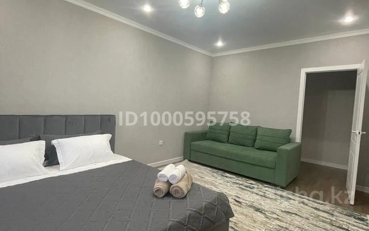 1-комнатная квартира · 42 м² · 5/9 этаж, Жумекен Нажимеденов 52а — А-426 за 20 000 ₸ в Астане, Алматы р-н — фото 2