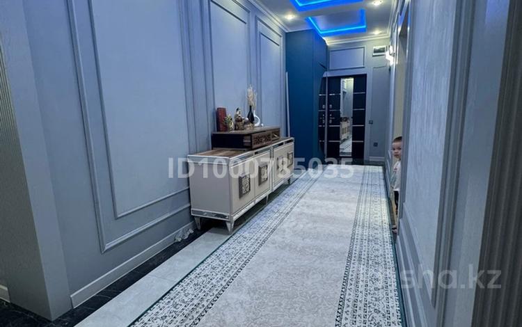 3-комнатная квартира · 100 м² · 6/8 этаж, 28-й мкр 68/3 за ~ 34.8 млн ₸ в Актау — фото 2