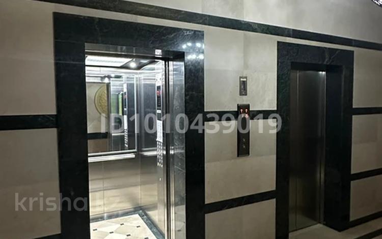 2-бөлмелі пәтер · 80 м² · 12/16 қабат, 17-й мкр 6/1 — Ж/к Грин-плаза, бағасы: 47 млн ₸ в Актау — фото 2
