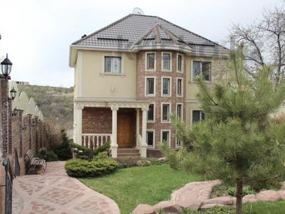 Отдельный дом · 5 комнат · 245 м² · 6.5 сот., Кербулакская — Оспанова за 250 млн ₸ в Алматы, Медеуский р-н