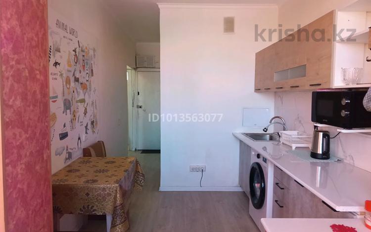 4-комнатная квартира · 82 м² · 2/5 этаж, 12-й мкр 14 за 200 000 ₸ в Актау — фото 2