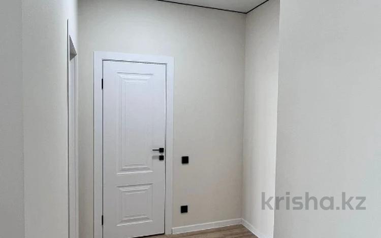 2-комнатная квартира · 67.5 м² · 6/9 этаж, мкр. Алтын орда за 26.5 млн ₸ в Актобе — фото 2