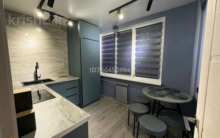 2-комнатная квартира · 50 м² · 5/5 этаж, Пр. Сатпаева 50 за 350 000 ₸ в Усть-Каменогорске — фото 22