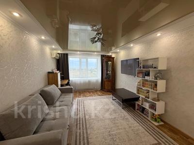 2-комнатная квартира · 57.2 м² · 3/4 этаж, мкр Кунгей , Турекулова 63 за 17.5 млн ₸ в Караганде, Казыбек би р-н