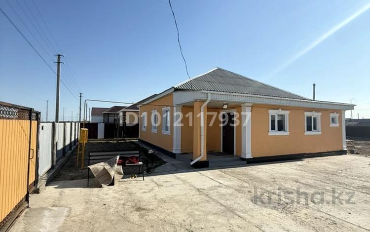 Отдельный дом · 4 комнаты · 140 м² · , мкр Кайнар, 8 43 за 24 млн ₸ в Атырау — фото 3