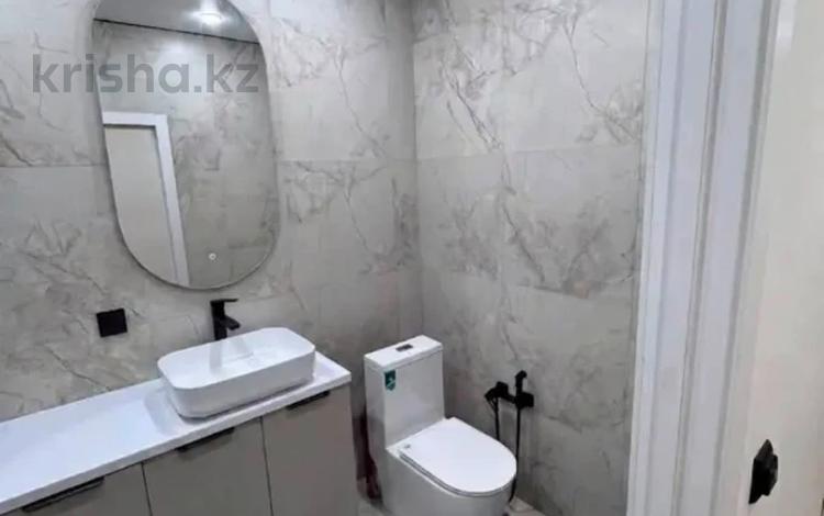 2-комнатная квартира · 56.7 м² · 12/13 этаж, Муратбаева 14 за 45.5 млн ₸ в Алматы, Алмалинский р-н — фото 2