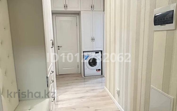 1-бөлмелі пәтер · 40 м² · 11/12 қабат, Роза Багланова 4, бағасы: 26 млн ₸ в Астане, Нура р-н — фото 2