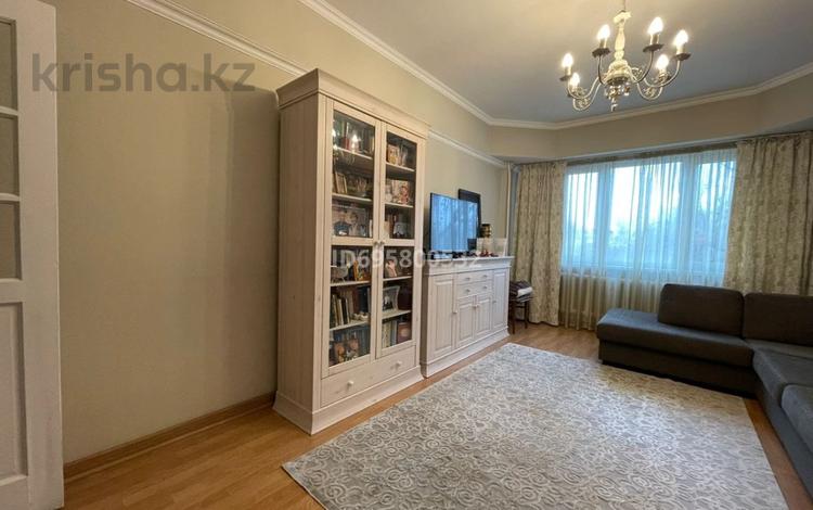 2-бөлмелі пәтер · 60 м² · 4/8 қабат, Панфилова 52 — Молдагулова, бағасы: 56 млн ₸ в Алматы, Алмалинский р-н — фото 2