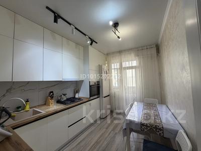2-комнатная квартира · 54.2 м² · 7/10 этаж, мкр Центральный, Абая 26 за 32 млн ₸ в Атырау