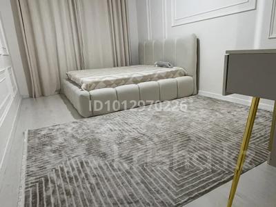 2-комнатная квартира · 48 м² · 1/10 этаж, мкр Аккент 95 за 300 000 ₸ в Алматы, Алатауский р-н
