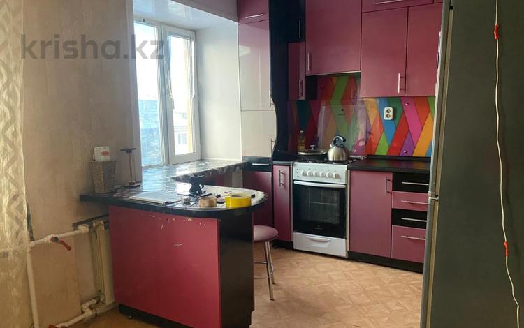 3-комнатная квартира · 60 м² · 5/5 этаж, мкр Новый Город, Пичугина за 15.5 млн ₸ в Караганде, Казыбек би р-н — фото 11