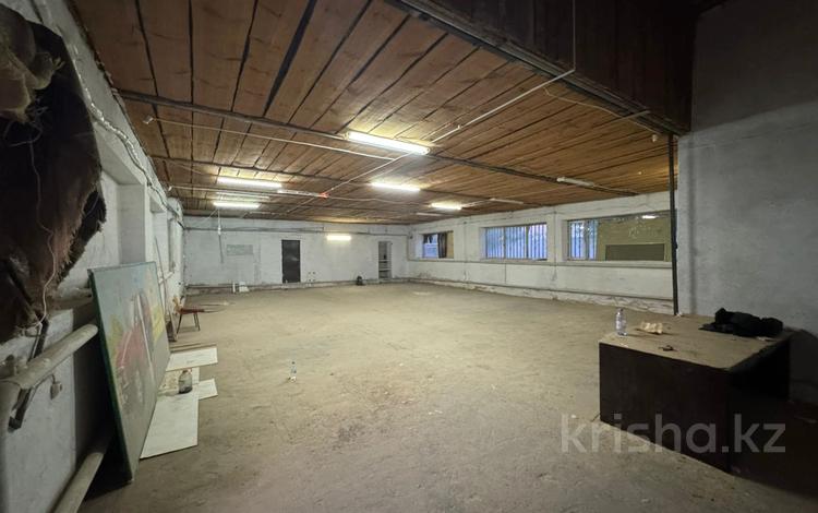 Свободное назначение, склады · 200 м² за 500 000 〒 в Актобе, мкр. Курмыш — фото 2