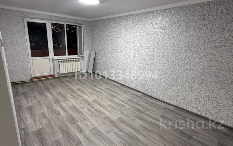 1-комнатная квартира · 29.9 м² · 3/5 этаж, Карасай батыра — Угол улицы Менделеева за 15.7 млн ₸ в Талгаре — фото 2
