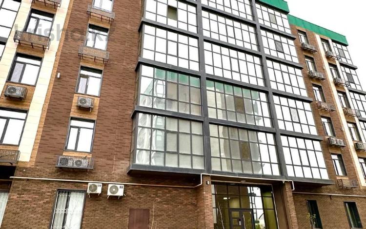 2-комнатная квартира · 90 м² · 4/5 этаж, мкр Нурсая, Абулхаир Хана 46 за 31.5 млн ₸ в Атырау — фото 3