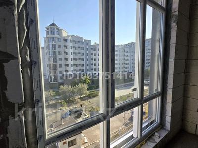 3-комнатная квартира · 107 м² · 4/9 этаж, мкр Ак Шагала, Жалена Тулепова 17Б — Сзади Парка победы за 43 млн 〒 в Атырау