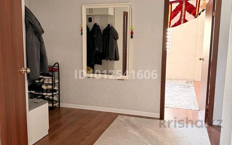 3-комнатная квартира · 84.5 м² · 1/5 этаж, 17-й мкр 70 за 26.5 млн ₸ в Актау — фото 2
